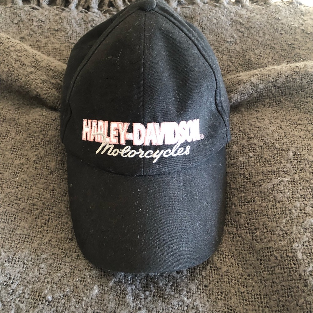 Harley Davidson black and pink hat.